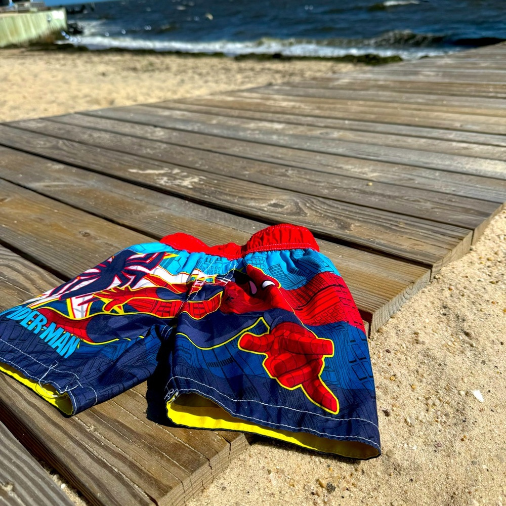 Toddler boy’s  MARVEL kids graphic Spiderman, swim trunks #145